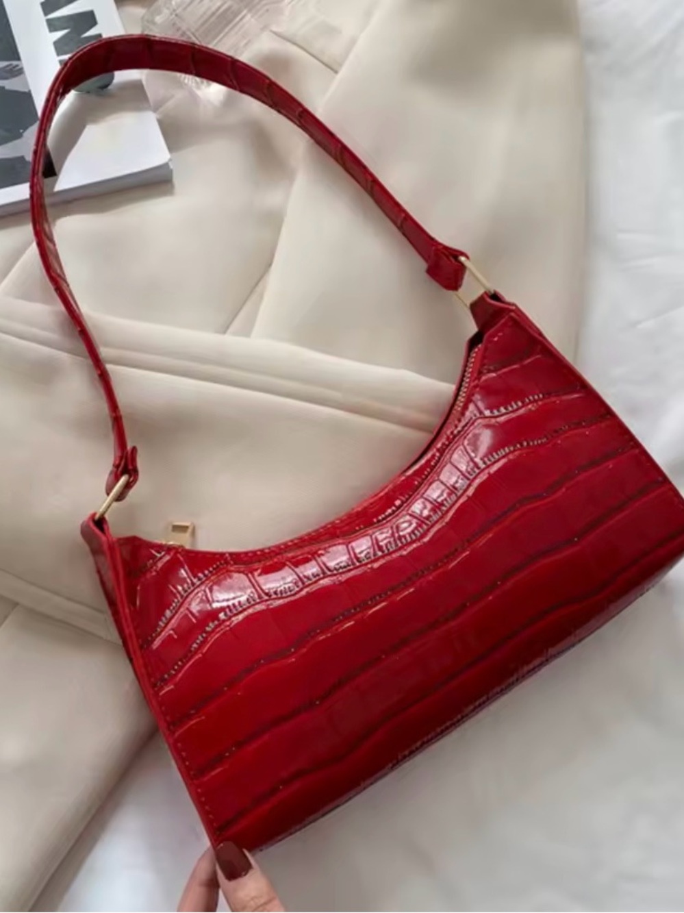 Cartera - Picture 2 of 3